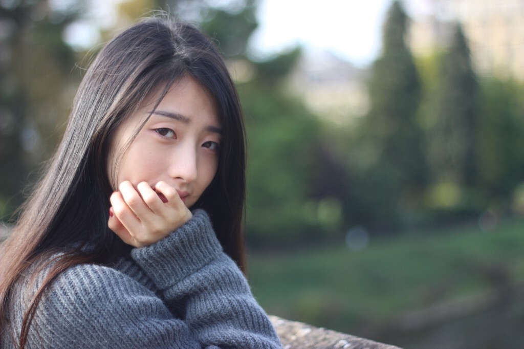 散不去的目光 让重逢成梦