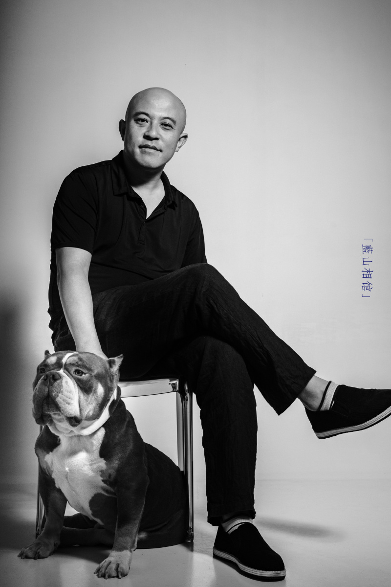 和蔼可亲老大哥