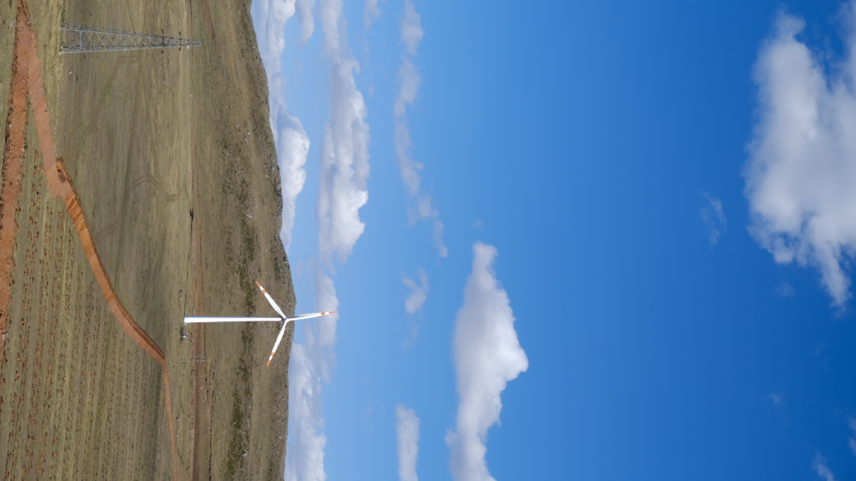 张家口康宝风力发电机你的名字白云蓝天山草原彩虹自由