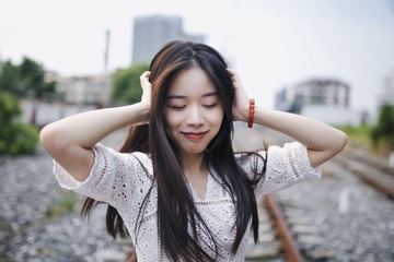 001