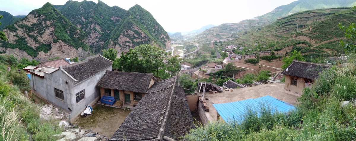 甘肃天水麦积区三岔镇新岔村里好风光