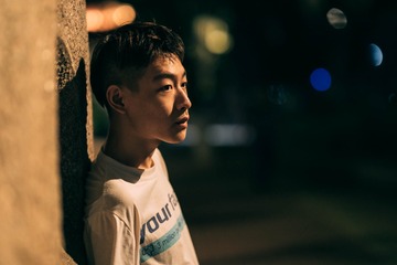 001