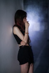 325431