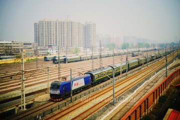 885171