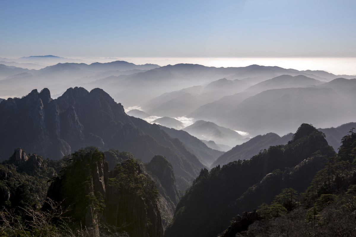 黄山奇峰秀松震撼心灵