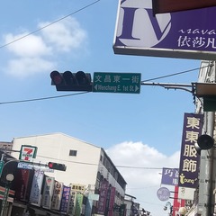 860709