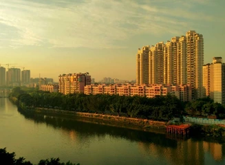 家旁边的早晨