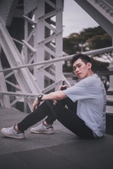 001