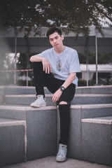 001