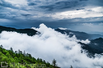陕西宝鸡太白山震撼的云海