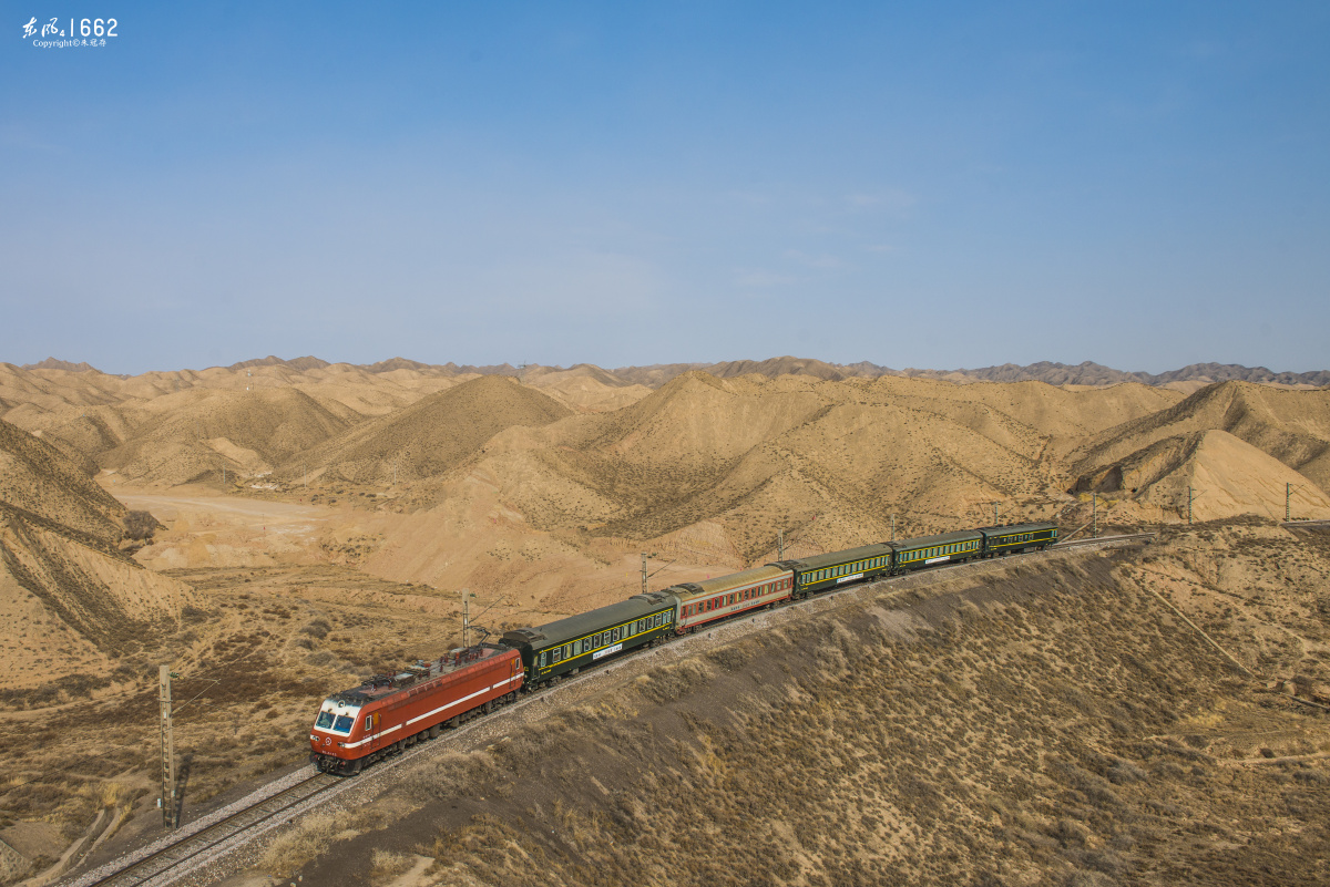 流动的沙漠包兰线