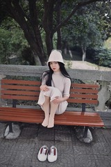 001