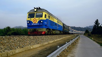 东风  DF4D