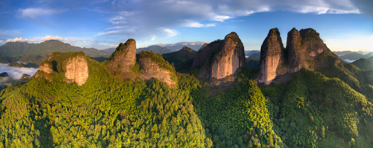 东南丹霞海拔高峰八仙崖