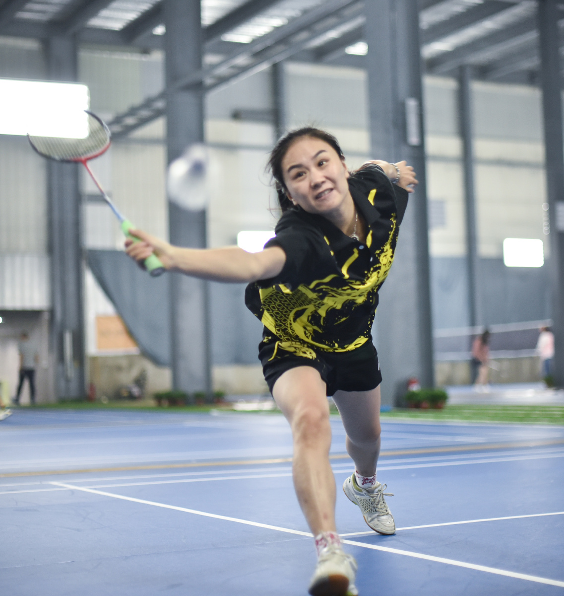 那些年羽毛球场上抓拍的美女们