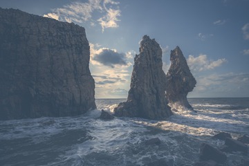 295688