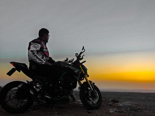 1000156977