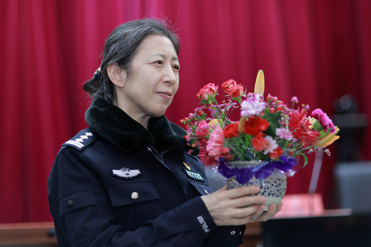 989898三月七日"警花绽放"北京市公安局东城分局举