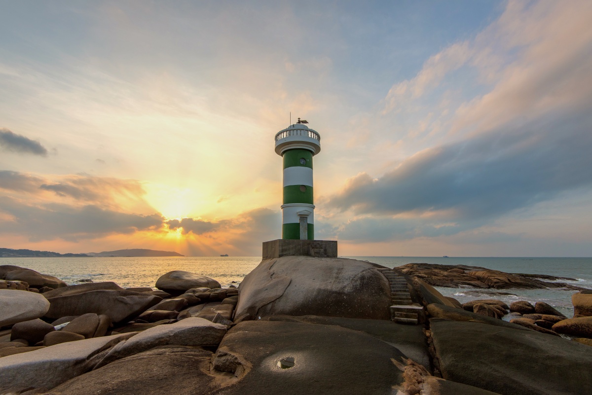 屿南灯塔日出