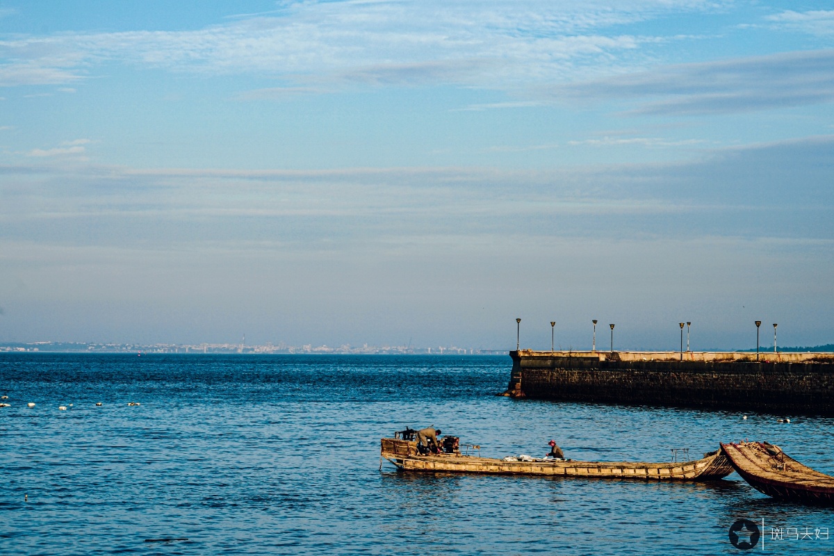 蓝色看着就舒服