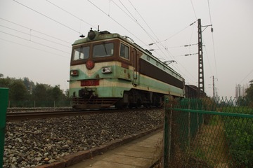 7002