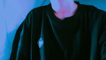 001