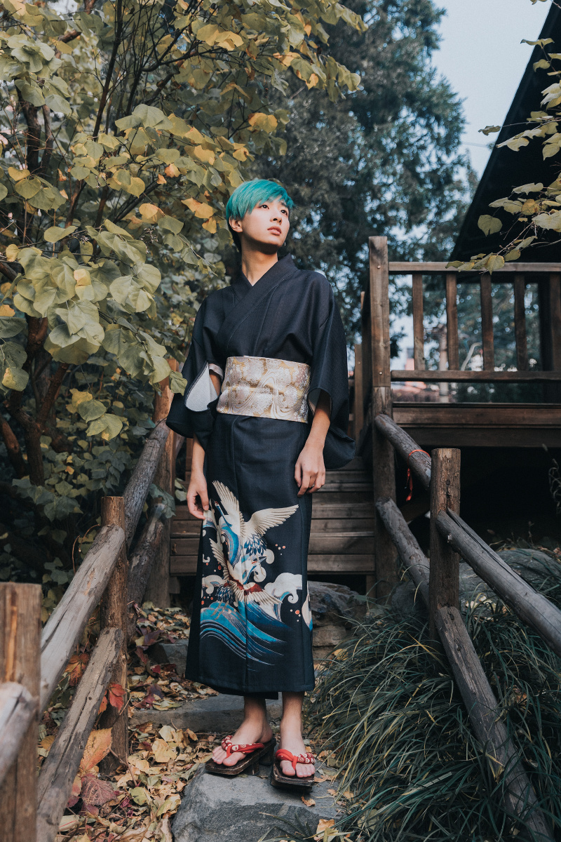 和服少年