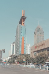 18453