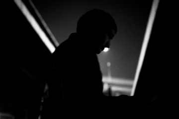 001