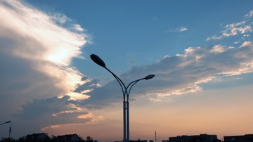 1526105
