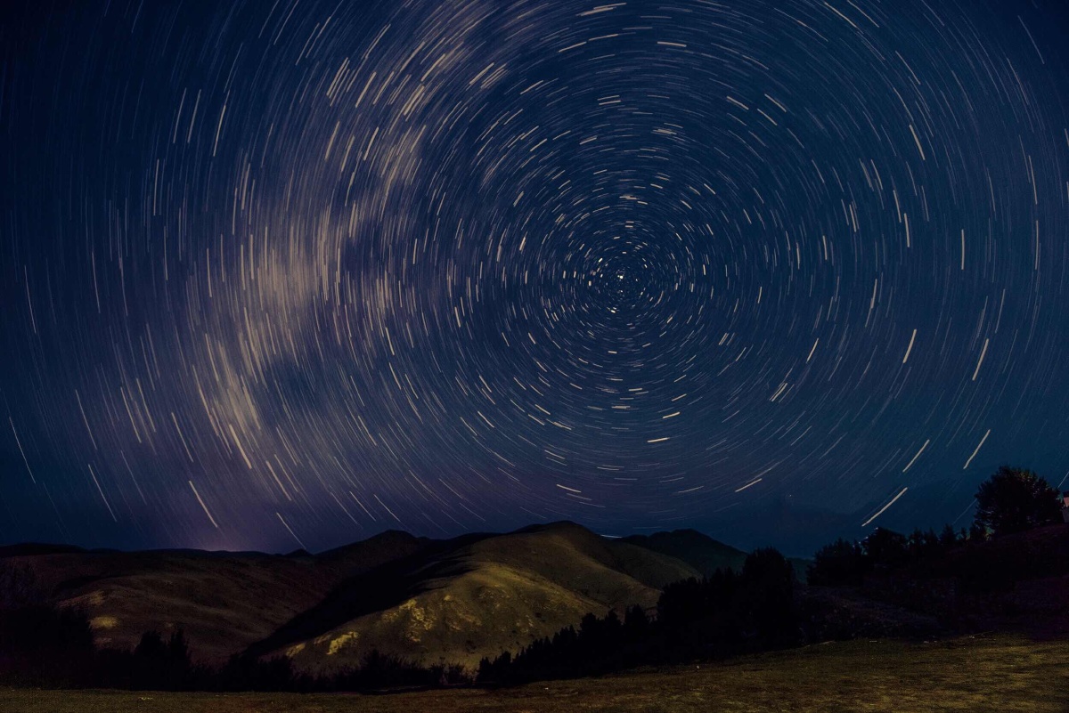 色达山上的星空