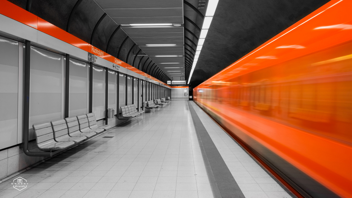 赫尔辛基的橙色地铁