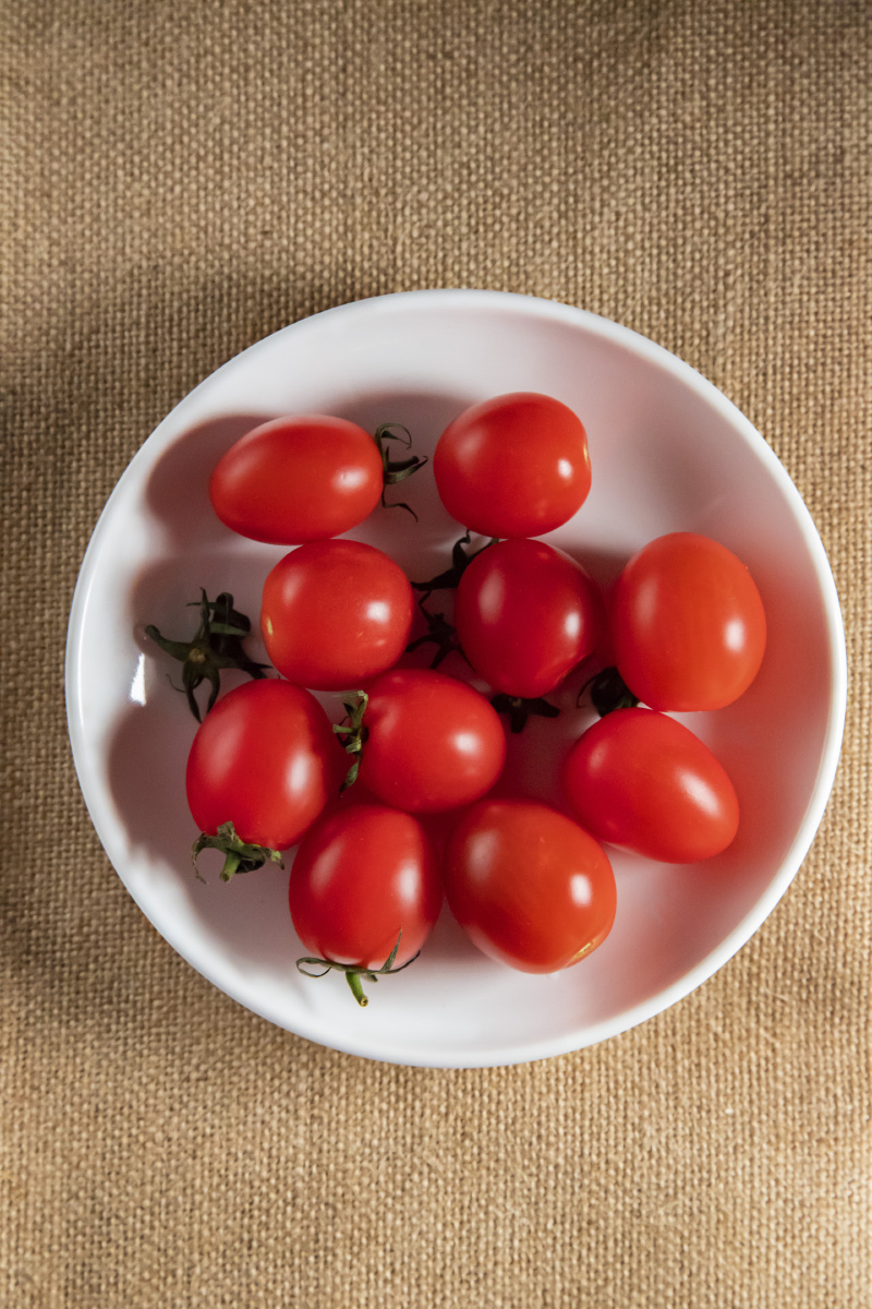 圣女果拍完就吃掉