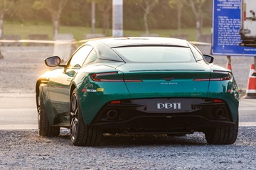 226454