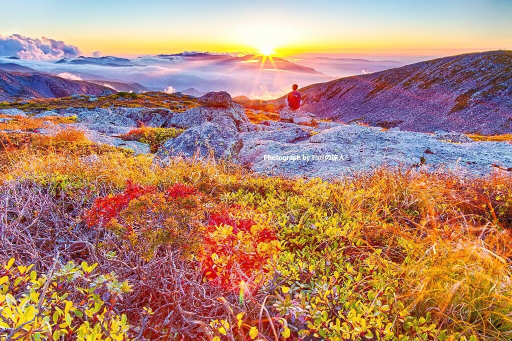 太白山之巅，青藏高原以东第一高峰。春暖花开时，一起守候日落。