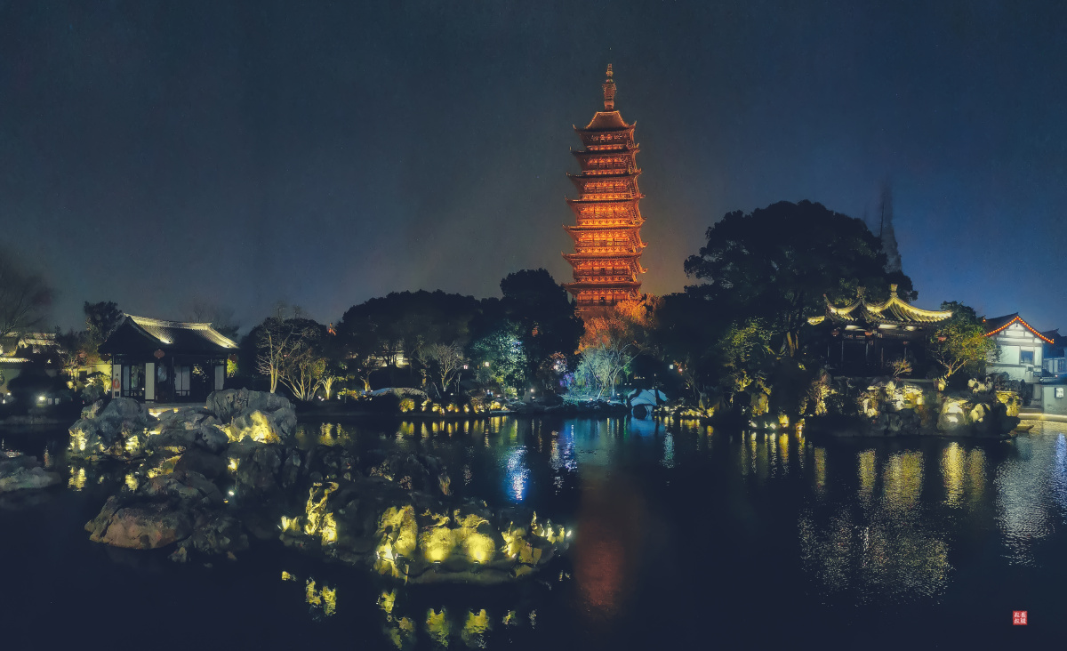 江苏摄影俱乐部晒晒旅行打卡照#宝塔夜景纪实夜晚方塔#常熟方塔园公园