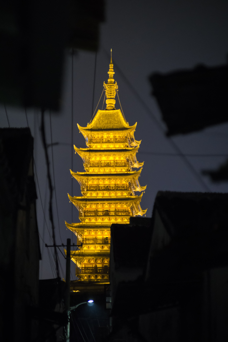 夜方塔苏州常熟
