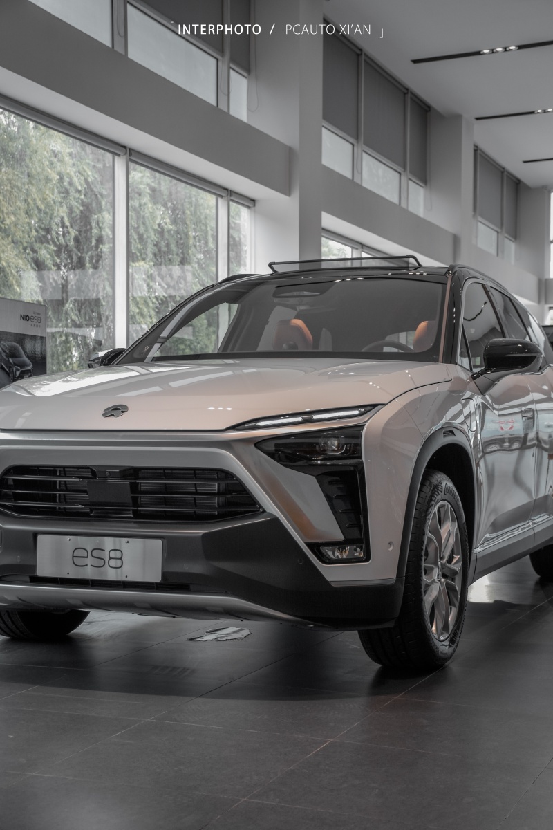 新款蔚来es8来喽