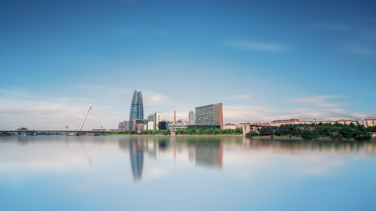 云宁波 甬江的倒影