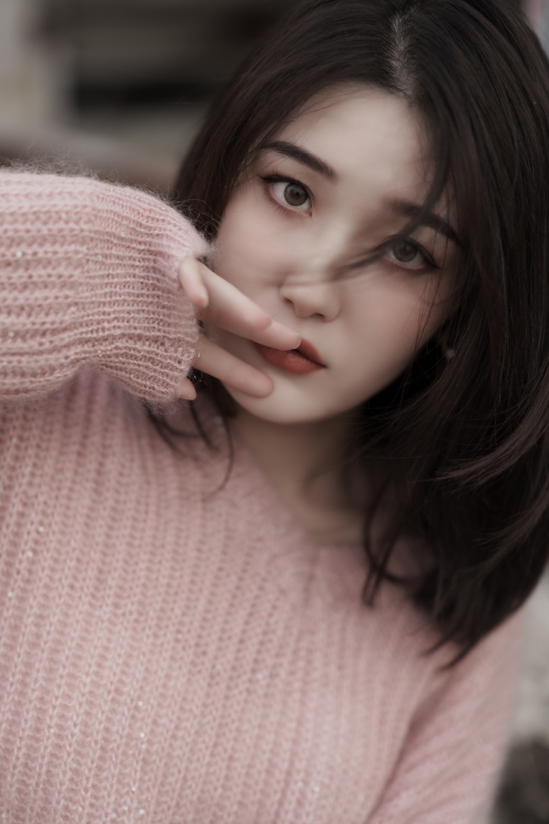 天台情绪人像照 - 心随风飞的摄影生活 - 图虫