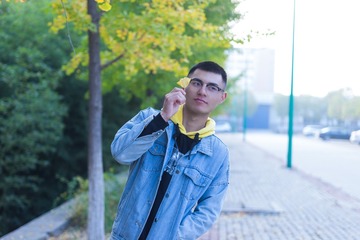 001