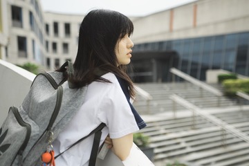 BDB948A3-33C4-4550-B33A-C9595F311B3D/L0/001