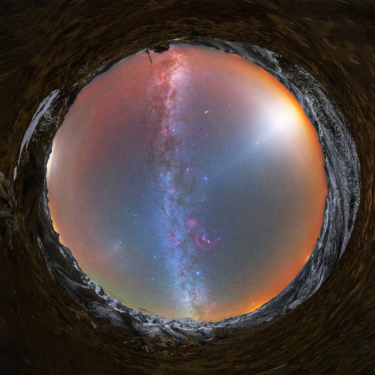 雅哈垭口黄道光冬季银河全景