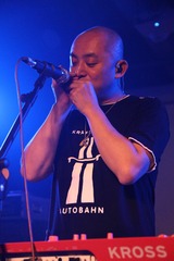 1905063