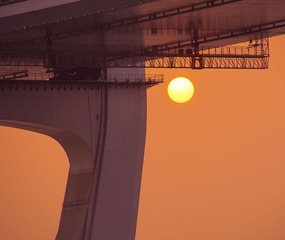 1250889