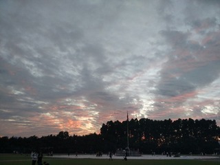 894917