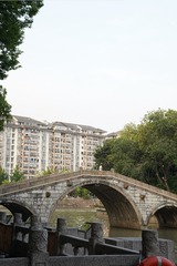 179646