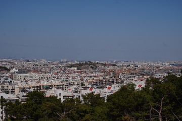 736862