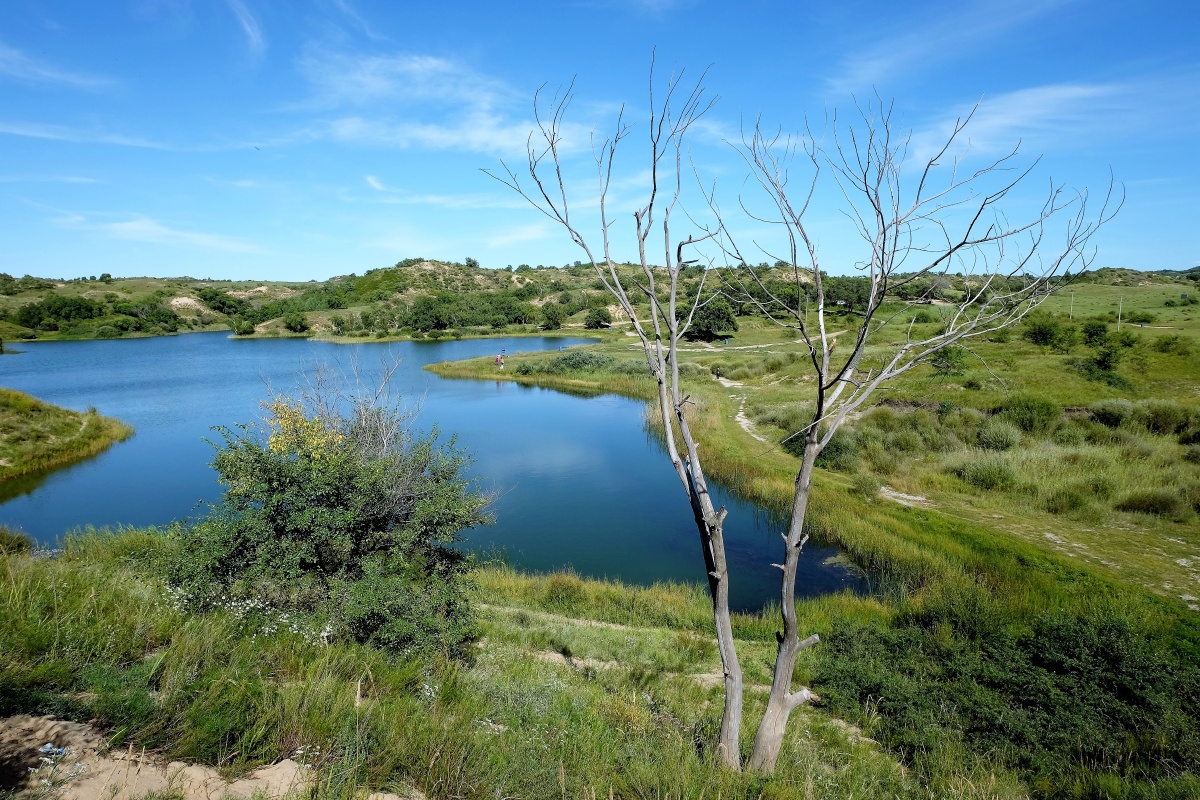 秋日多伦姑娘湖