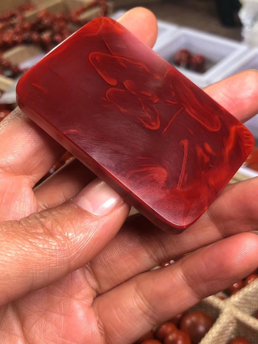 天然石榴石怎么形成的